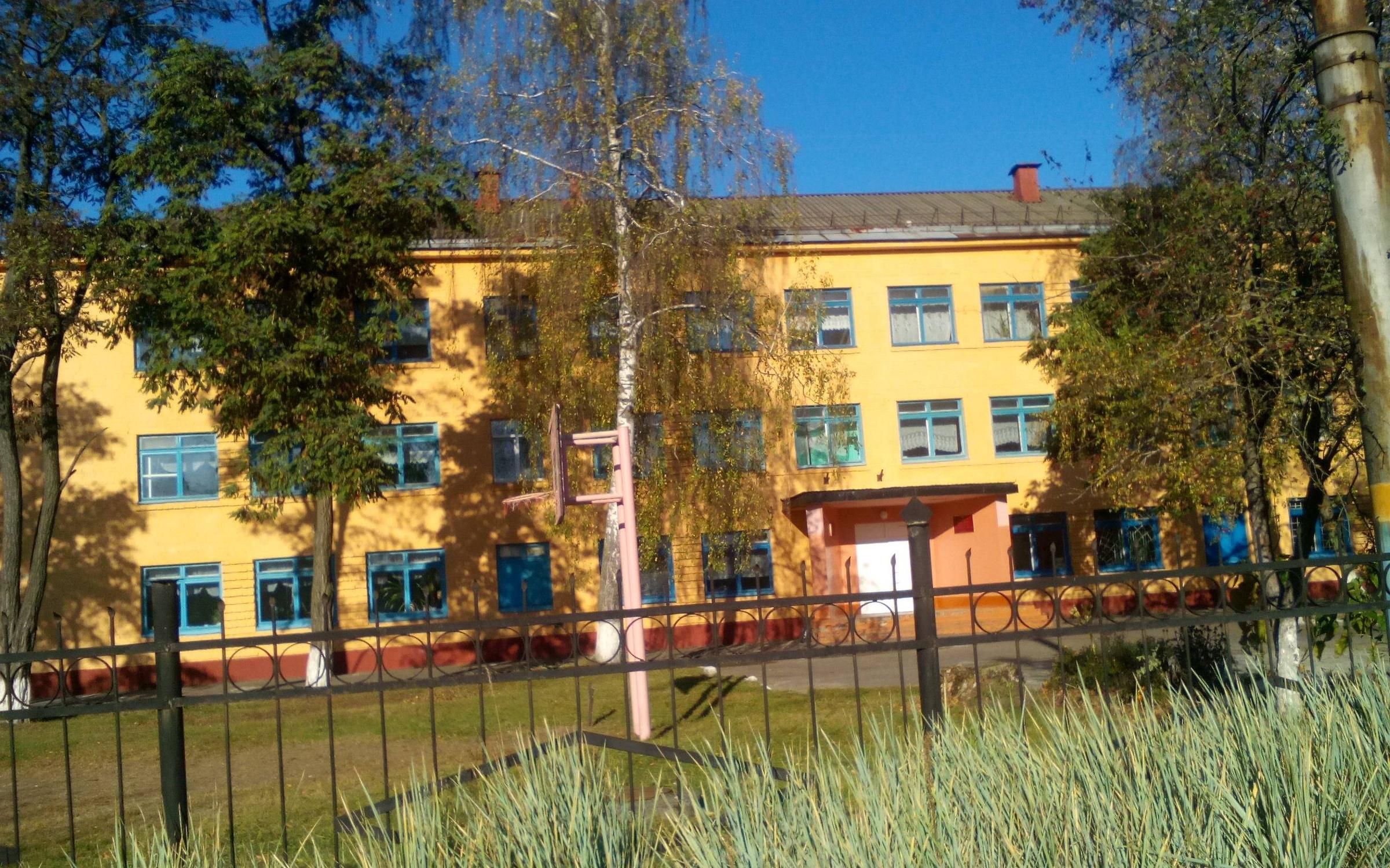 Брянск, ул. Типография брянск советский район. Брянск осенью улицы. Пересвет город московской. Ул королева брянск.