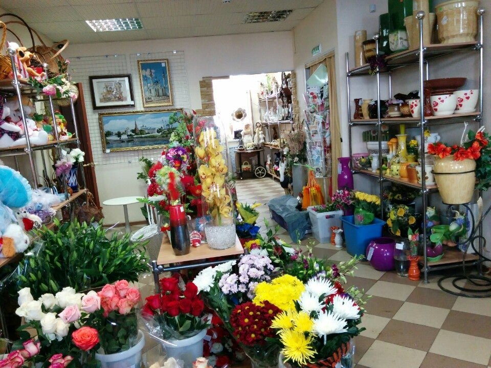 Fioreria di Patrizia Parigi, + 39 055 215967, Флоренція - TextMap