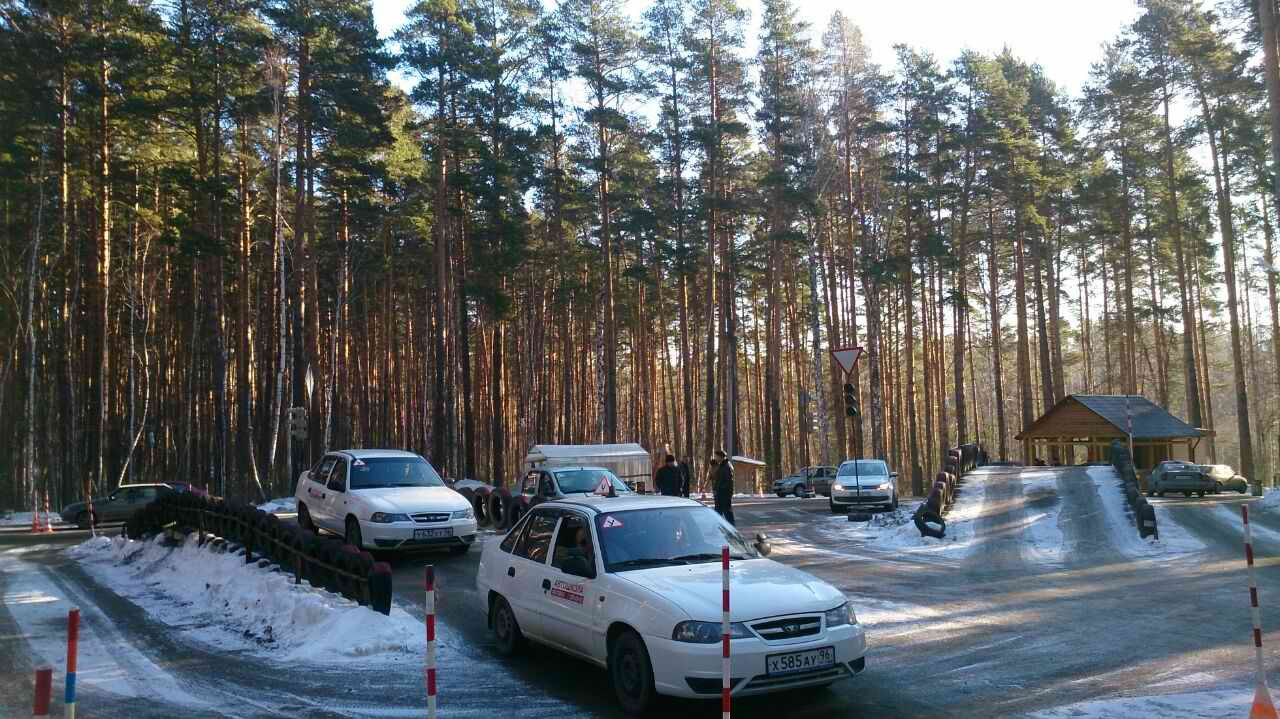 Автошколы в Синих Камнях – Школа подготовки водителей: 1 учебный центр,  отзывы, фото – Екатеринбург – Zoon.ru