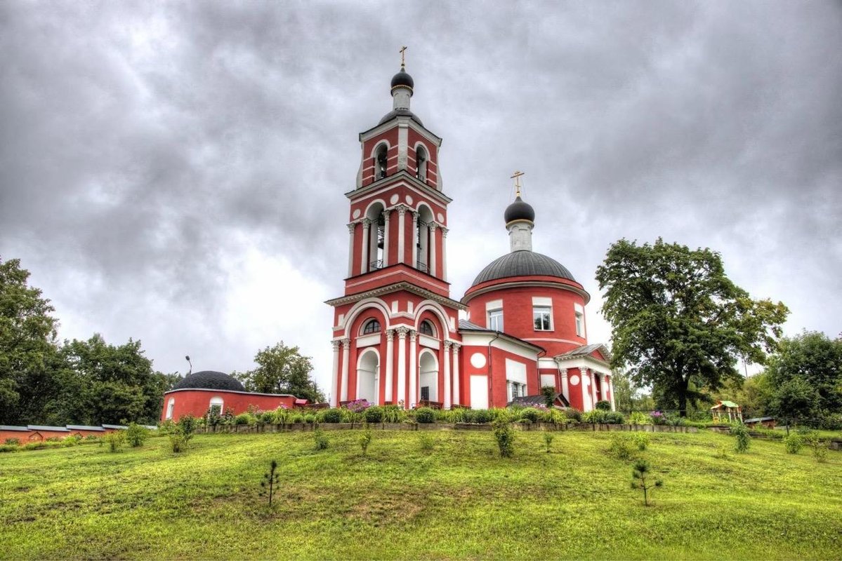 Храм в петровском