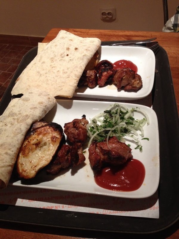 шашлычный двор орел пушкина 33 меню. кафе шашлычный двор. пушкина 29а казань ресторан. шашлык дворик георгиевск. богатый стол.