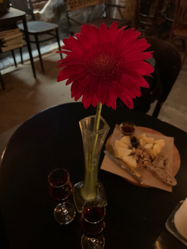 Kunst wine bar биржевая линия 8 в цоколе