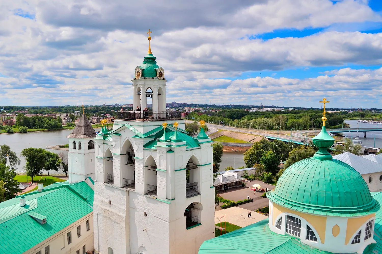 Ярославский музей заповедник весной