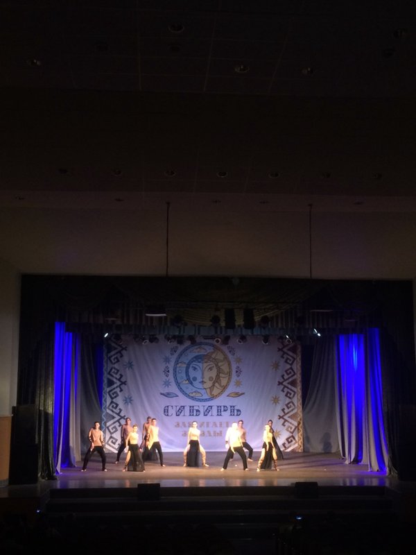 Дк правобережный. Дк комбайностроителей красноярск. Коломенская 25 дк правобережный. Коломенская 25. Дк правобережный ул коломенская 25.