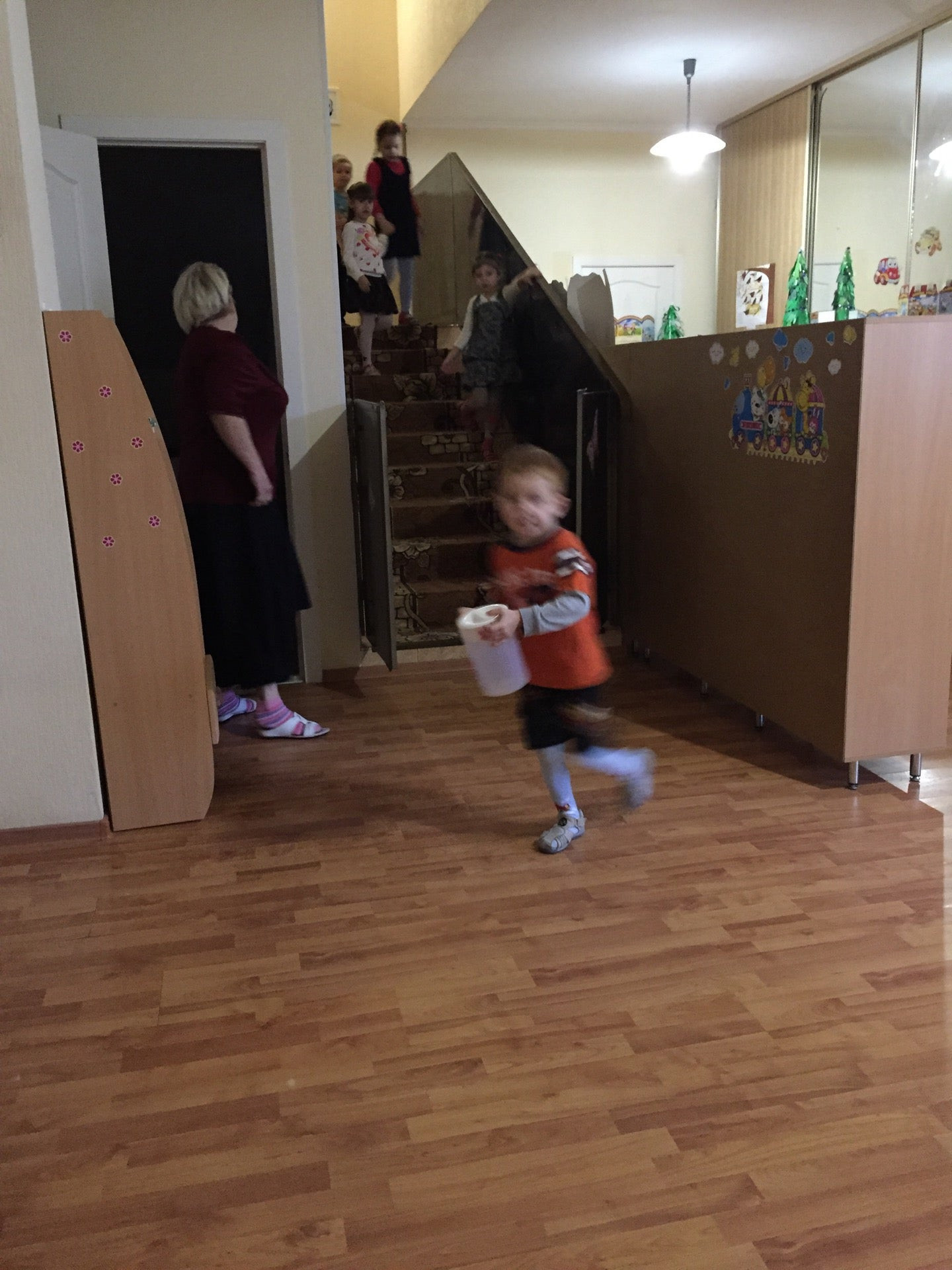 Детский сад карусель невьянск. Карусель детский сад калуга. Сад карусель анапа. Детский сад карусель. Карусель детский сад астрахань.