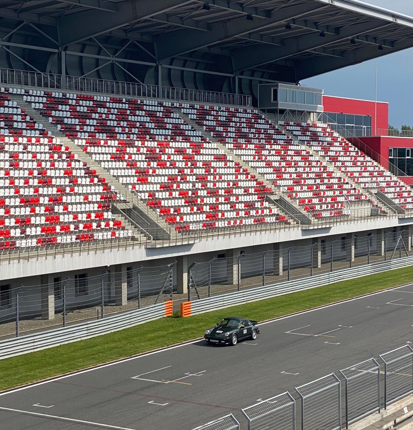 Автодром Moscow Raceway - отзывы, фото, цены, телефон и адрес ...