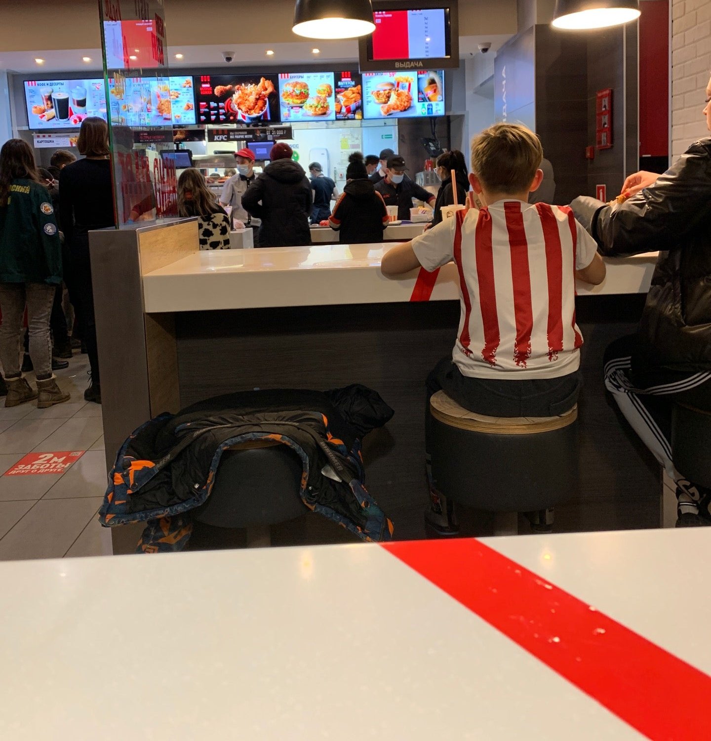 кфс ким ю чена хабаровск. кфс хабаровск ким ю чена 44. кафе киэфси хабаровск. кфс хабаровск.