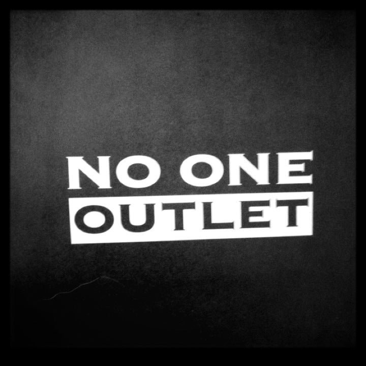 No one. No one европейский. No one картинки. Уединение с природой. Into the woods.