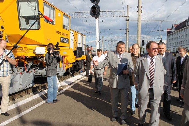 железнодорожный снегоочиститель см5. эксплуатация путевых машин. новая чара мотовоз. механизированные дистанции инфраструктуры. кулундинская дистанция пути.