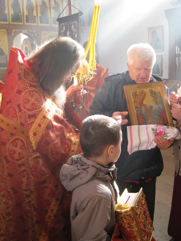 Храм святителя тихона в ярославле расписание. Храм Андрея Первозванного Миллерово. Церковь Тихона, Патриарха Всероссийского, Ярославль. Кочетовка храм.