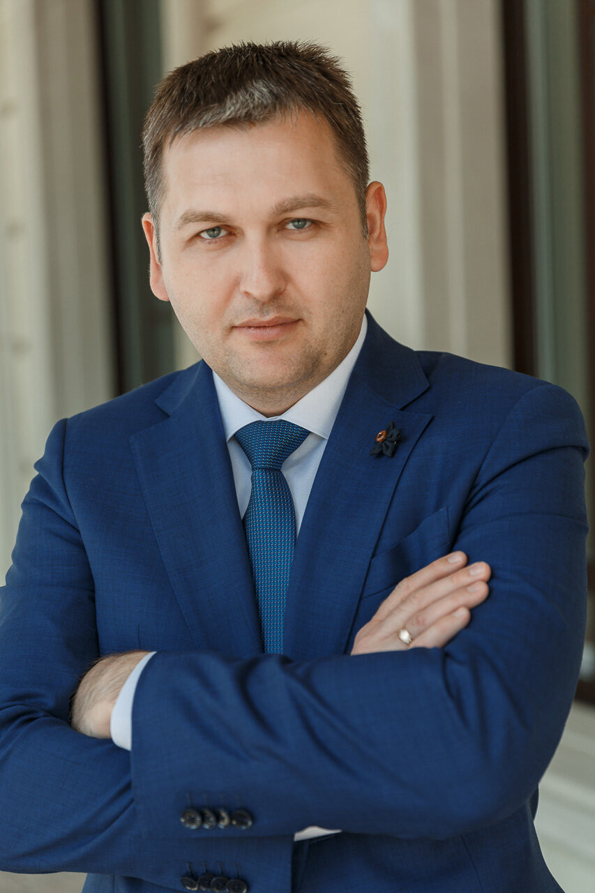 Адвокаты в Новосибирске: цены, адреса, рейтинги — Найти адвоката: 144 ...