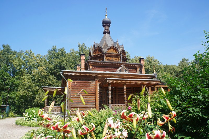 Храм алексеевский на красносельской. Скит Алексеевского монастыря в Сокольниках. Монастырский скит Ланьшино. Алексеевский ставропигиальный женский монастырь Москва. Деревянный женский монастырь – Алексеевский Тюмень.