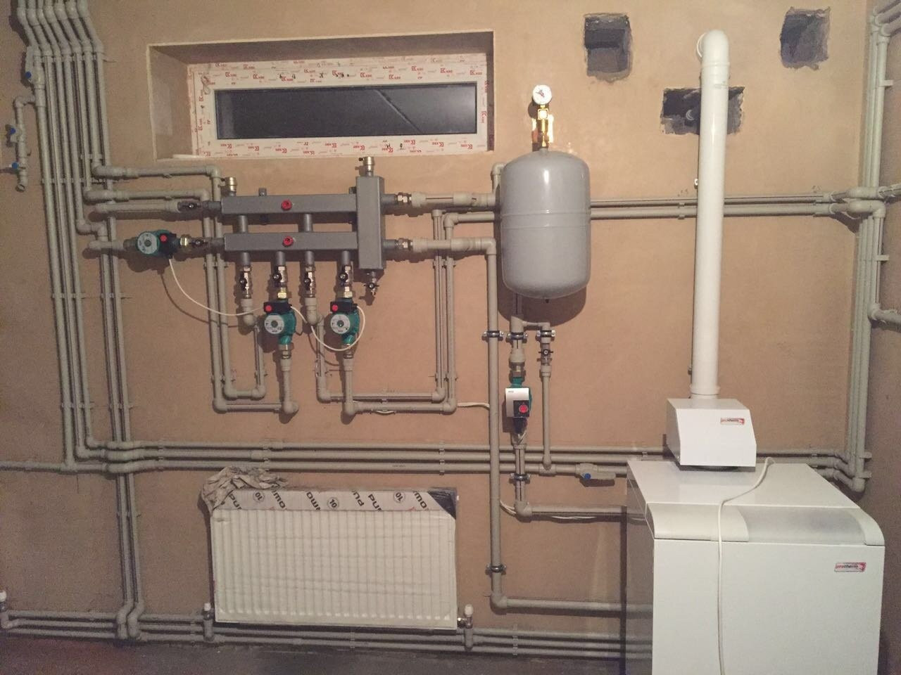 Бутковский Степан – инженер по водоснабжению и водоотведению, сантехник ...