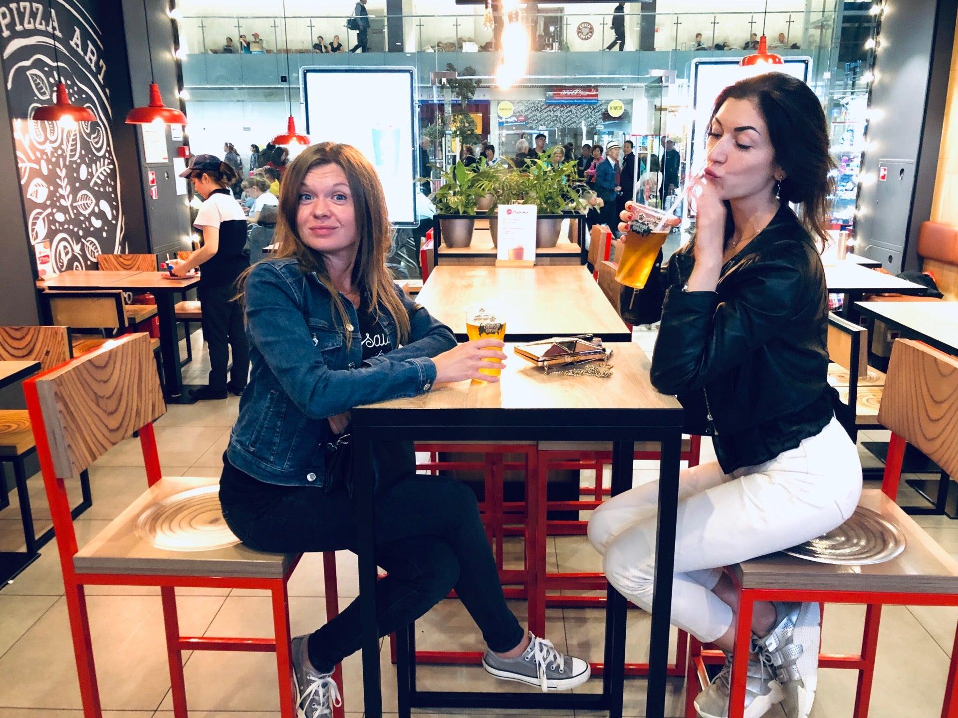 Пиццерия Pizza Hut на Комсомольской площади 🍴 отзывы, адрес и как ...