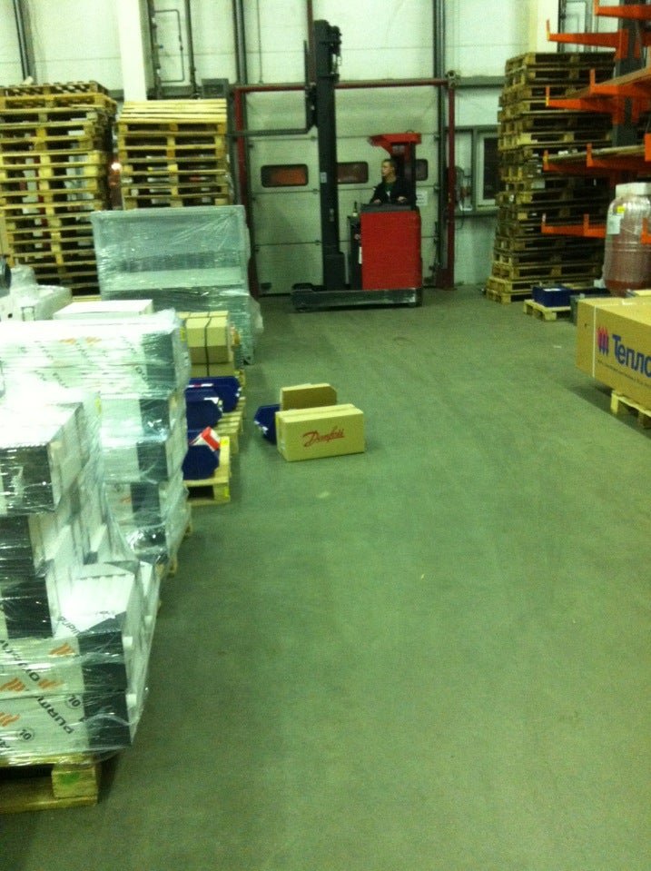 Логитерра спб. Обухово кудиновское шоссе 4. Ш космонавтов 316а/5. Логитерра фото. Логитерра обухово.