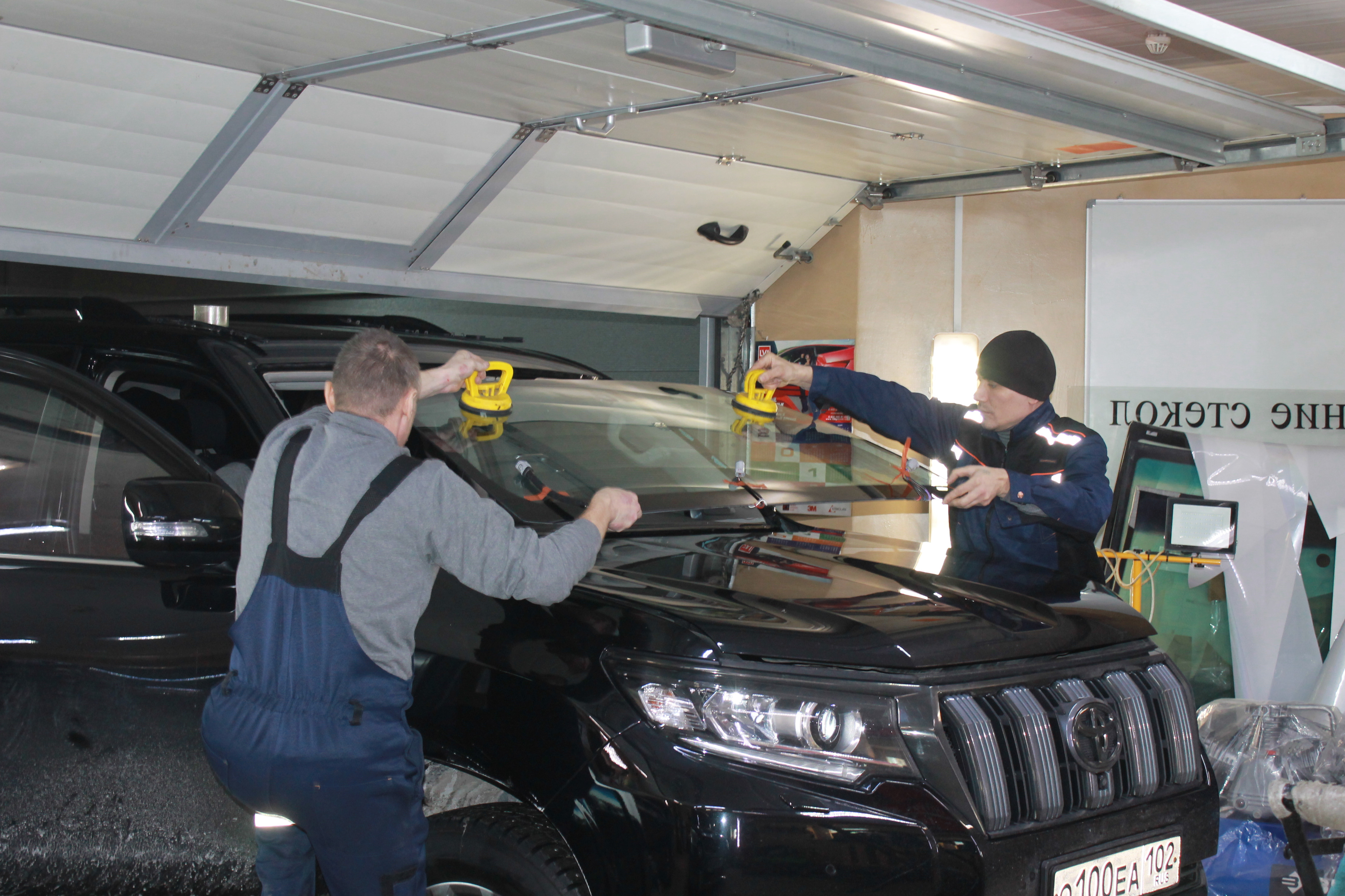 Оклейка пленкой в Уфе рядом со мной на карте, цены - Покрытие авто пленкой:  101 автосервис с адресами, отзывами и рейтингом - Zoon.ru