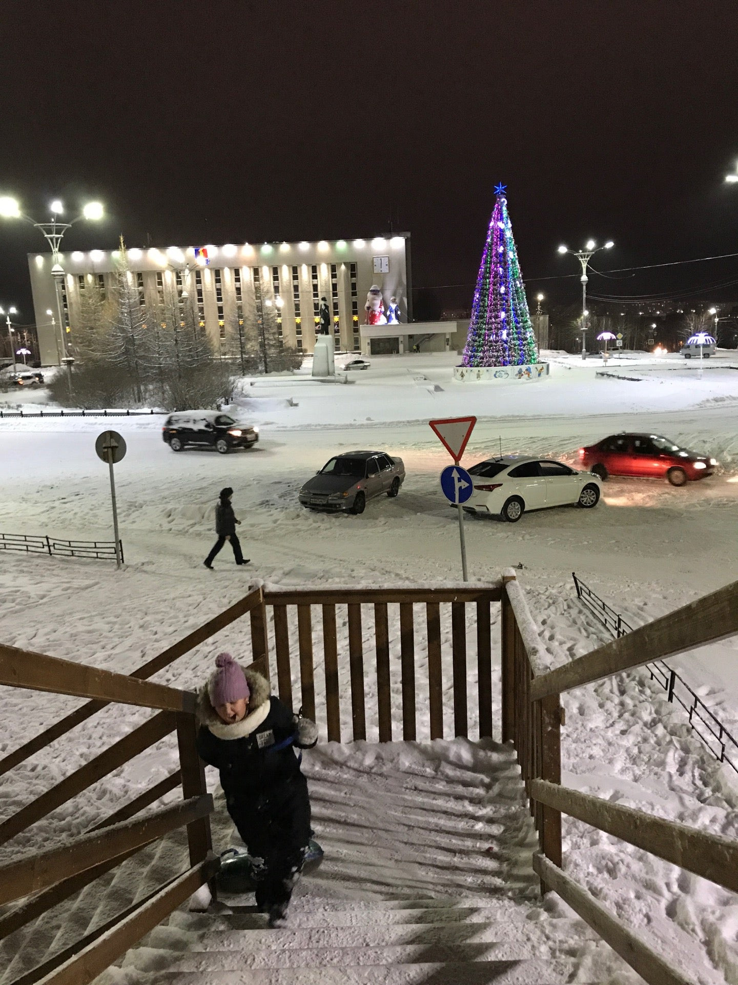 Отели в Мурманске на карте рядом со мной: 132 гостиницы, 103 отзыва, фото и  рейтинг – Zoon