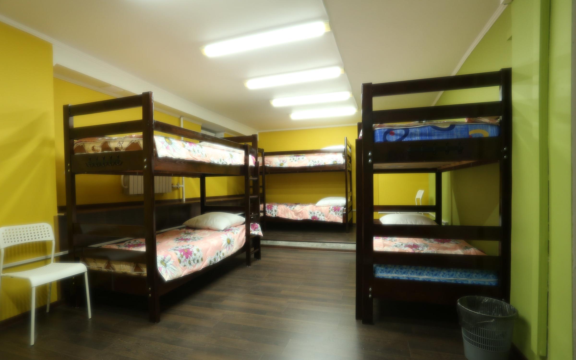 Хостел метро полянка. Двухместное общежитие. Хостел метро полянка. Хостел двухместный москва. Come and go room.