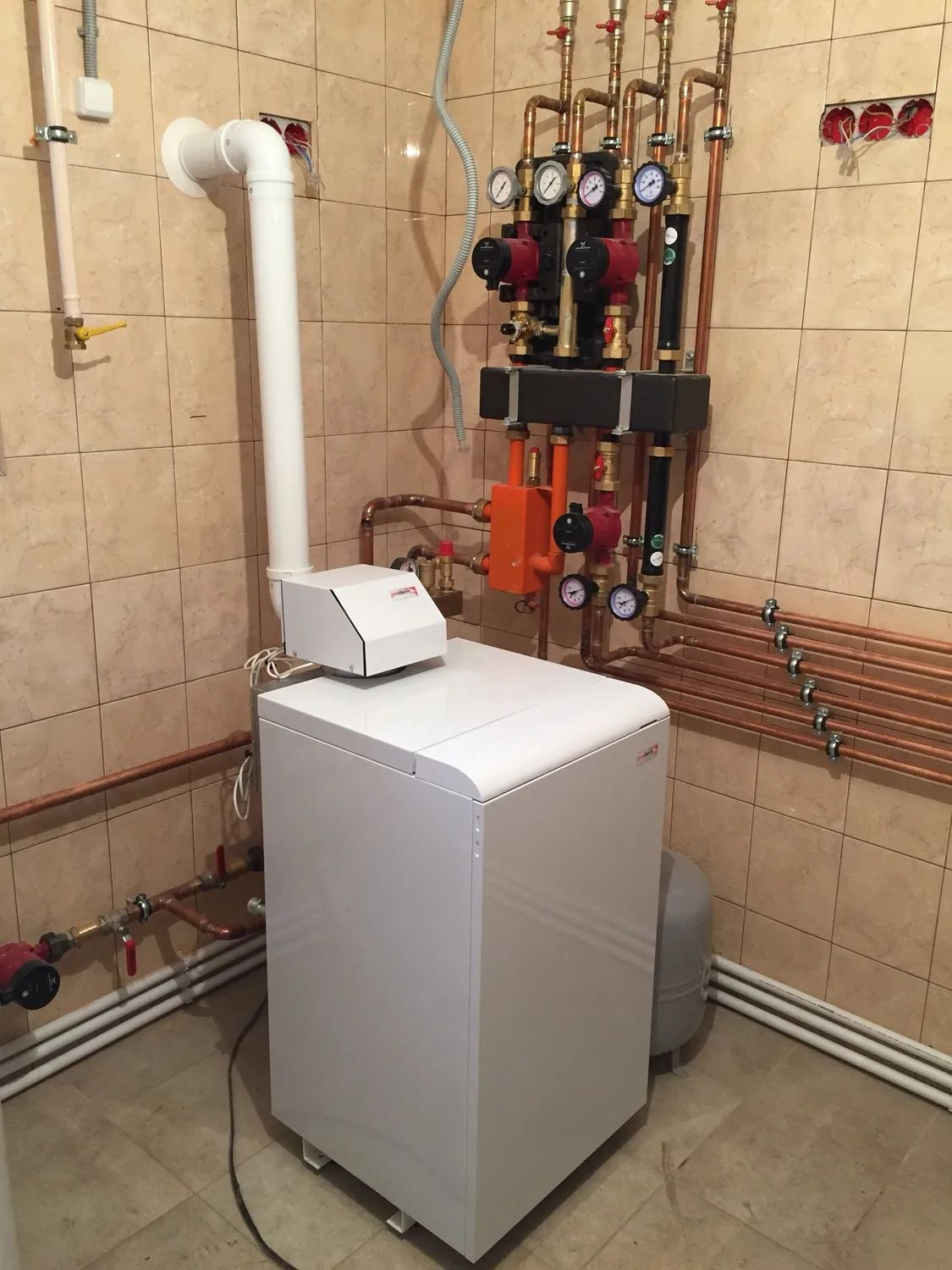 Темных Владимир Валентинович – инженер по водоснабжению и водоотведению ...