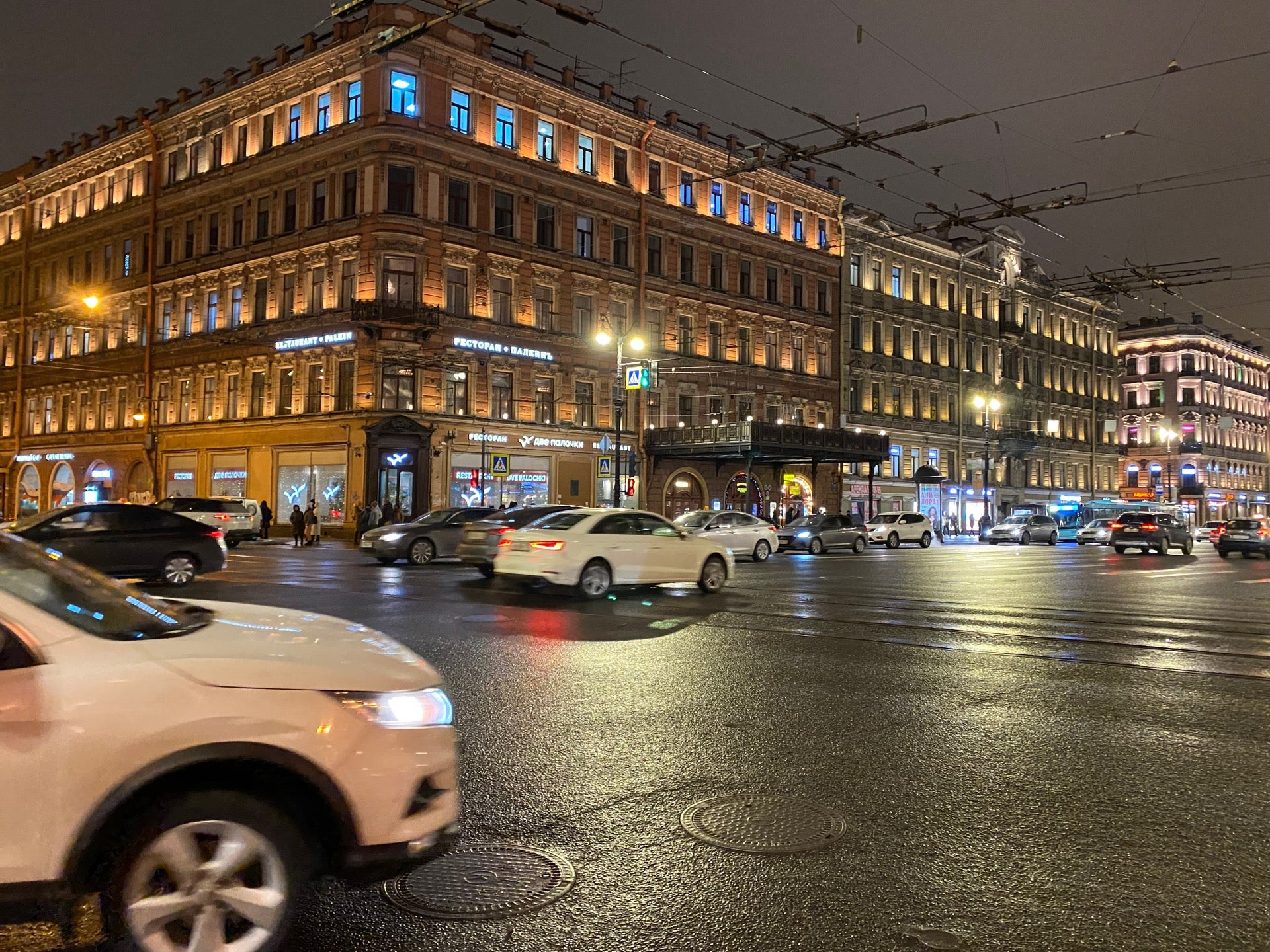 Все заведения на площади Искусств - телефоны, фотографии, отзывы -  Санкт-Петербург - Zoon.ru