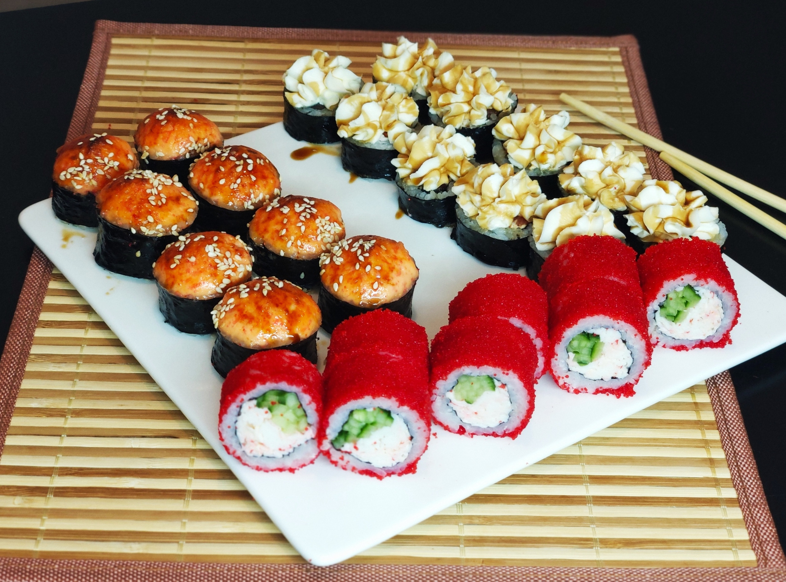 Доставка суши запеченные роллы фото 50