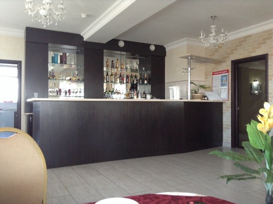 Гостиница качканар пятерочка. Пятерочка люкс качканар. Пятёрочка люкс качканар гостиница. Пятёрочка люкс качканар гостиница. Люкс пятерочка.