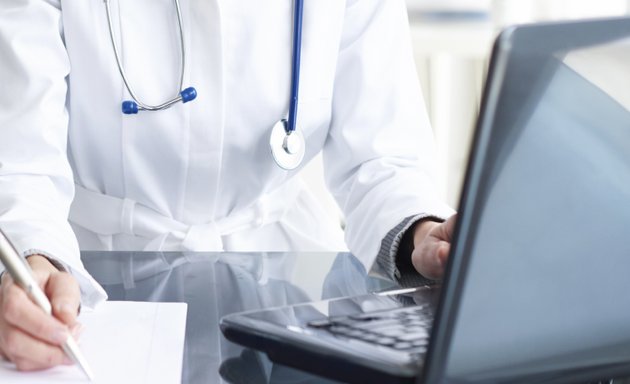 Допплерография сосудов головного мозга в Тюмени рядом со мной на карте, цены - УЗДГ сосудов головы и шеи: 29 медицинских центров с адресами, отзывами и рейтингом - Zoon.ru