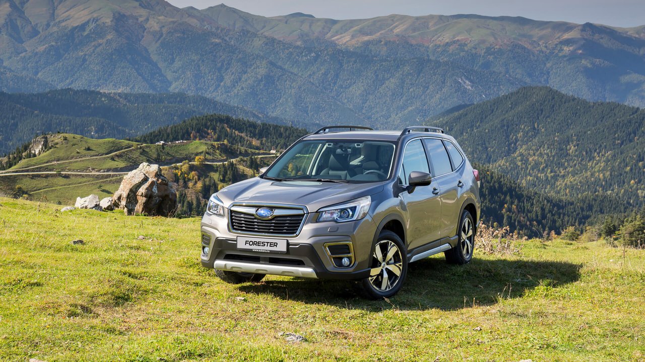 Subaru Forester горы