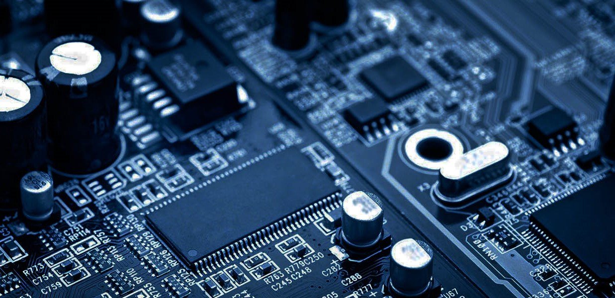 Поставки электронной компонентной базы: ключевой элемент в развитии индустрии электроники