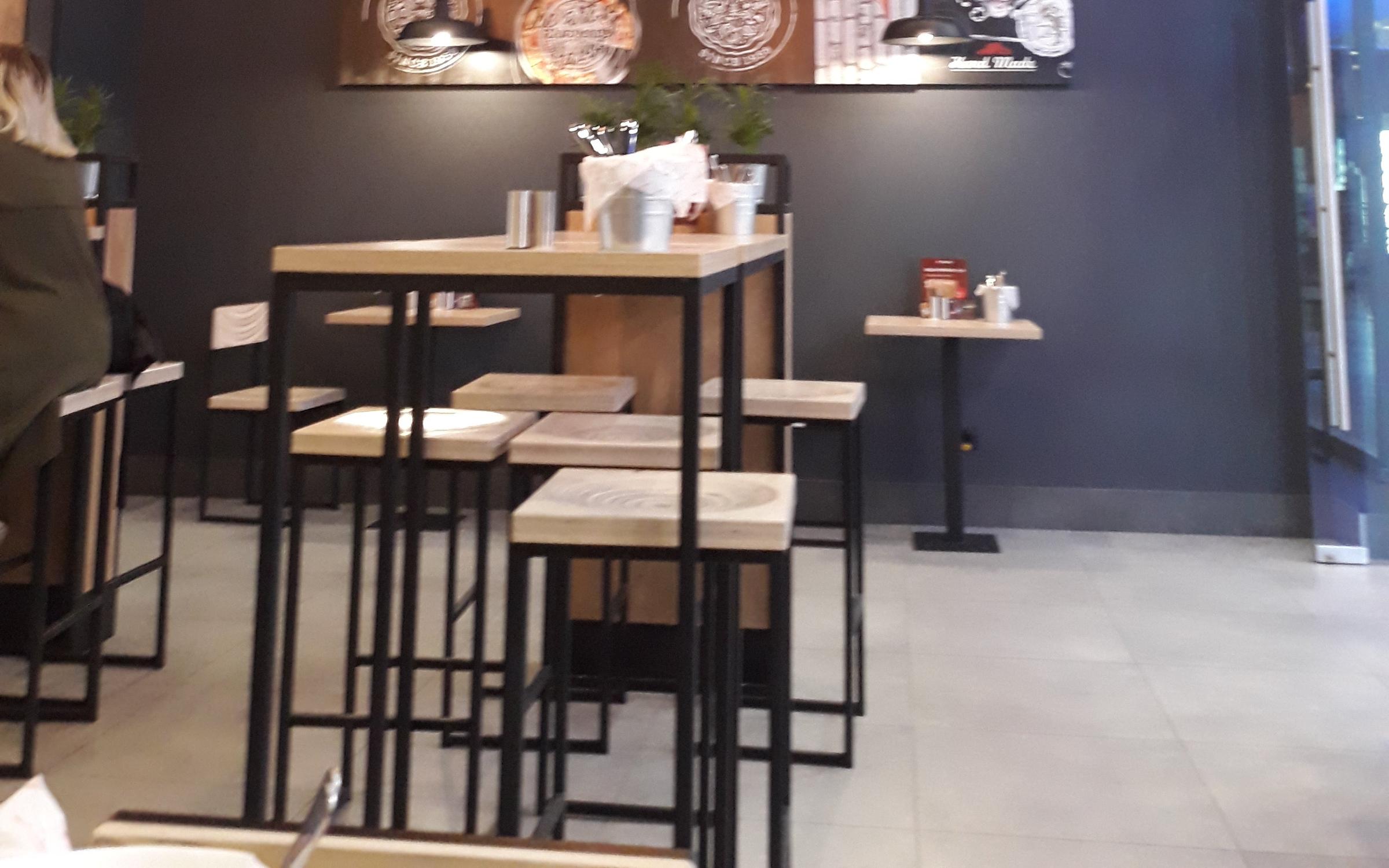 Заказать "Хат Бокс" из Pizza Hut в Химках через Яндекс Еду