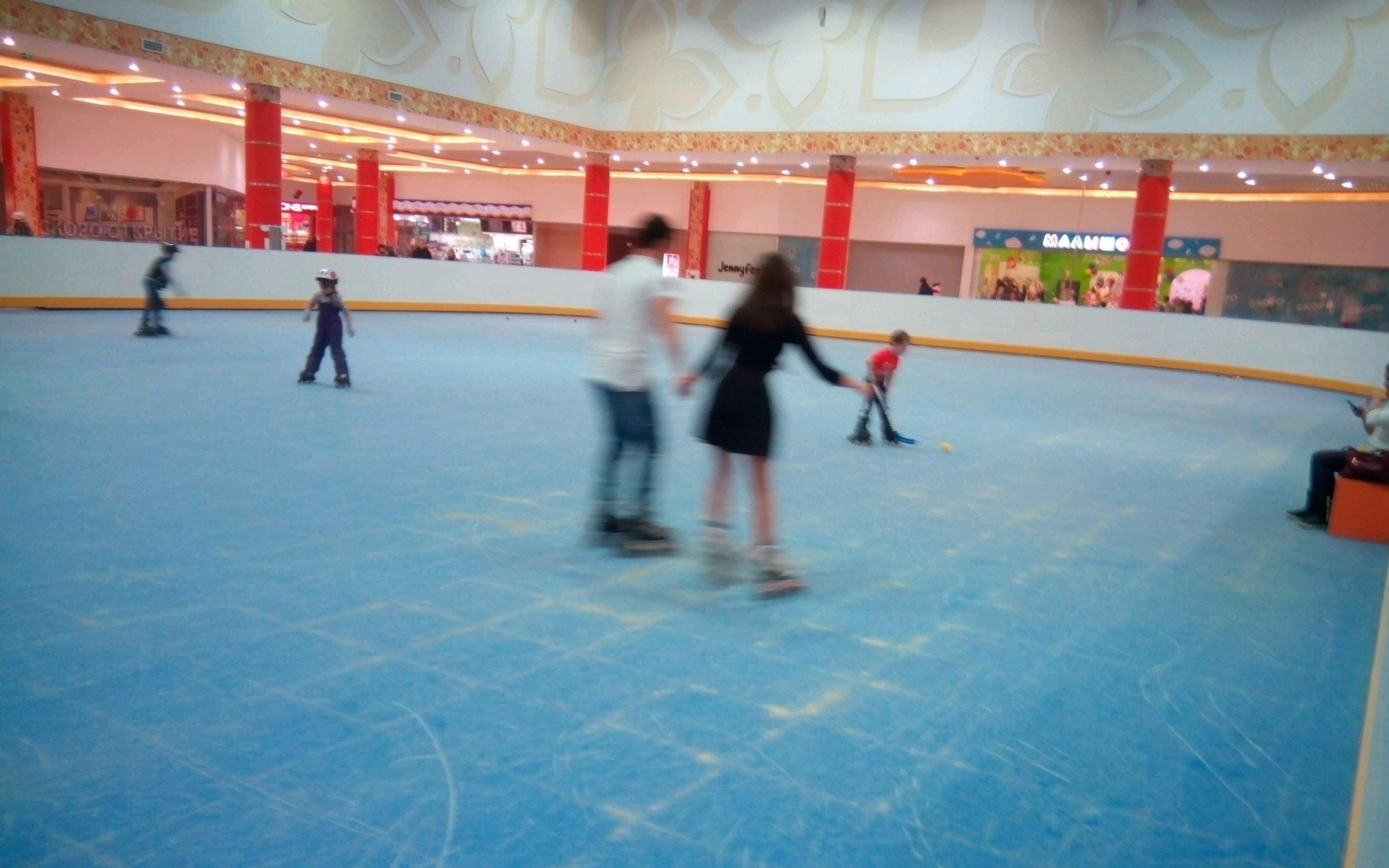 Торгово-развлекательный центр Июнь на Октябрьском проспекте - магазины ...