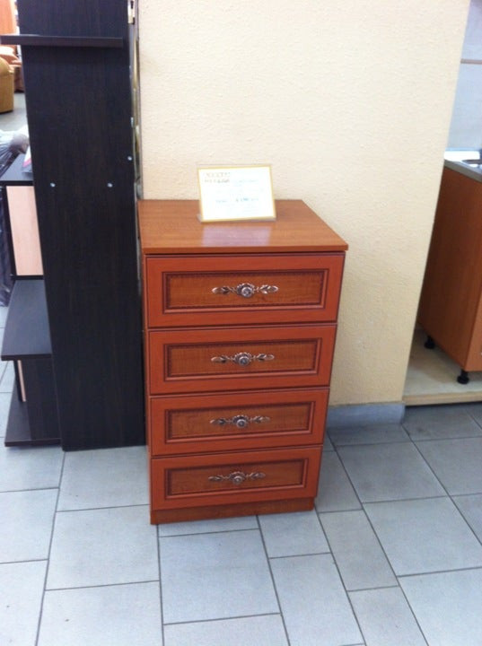 Магазины мебели уссурийск. Красивая кухонная мебель. Комоды в уссурийске. Кухонный гарнитур прямой. Уссурийск фото мебельная фабрика.