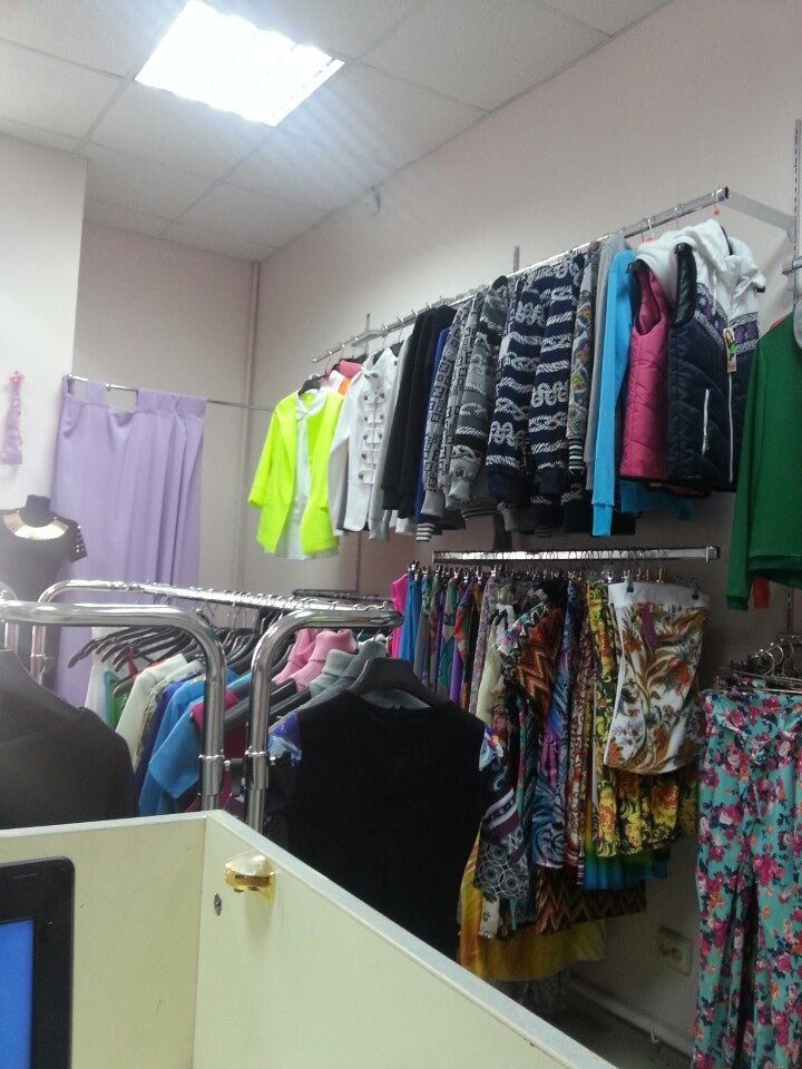 Zhan belovo. сибирский городок белово. одежда белово. ленина 22 белово магазин глянец. швейная фабрика исток белово.