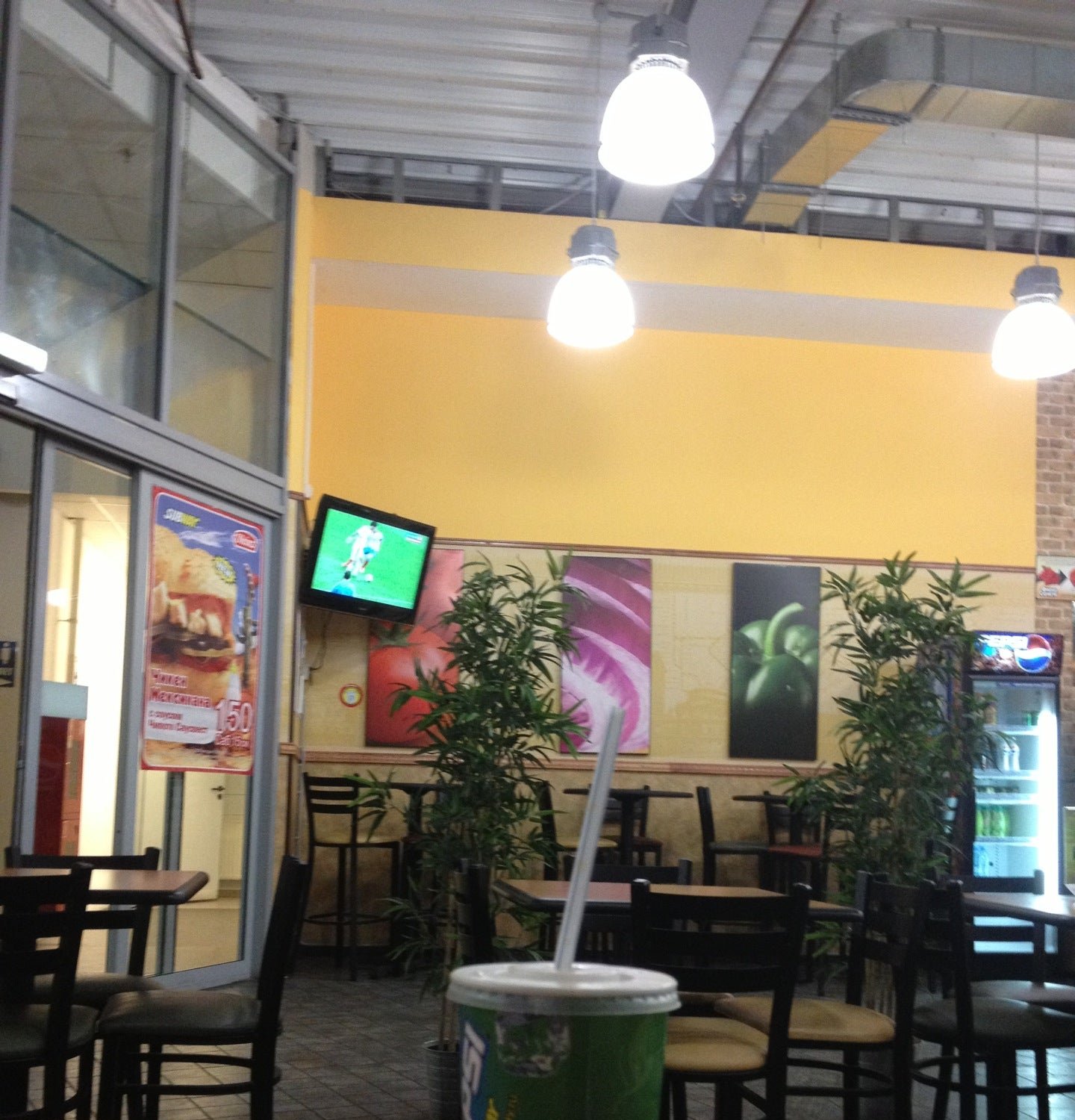 Subway в ТЦ Metro 🍴 отзывы, адрес и как добраться, меню, телефон ...