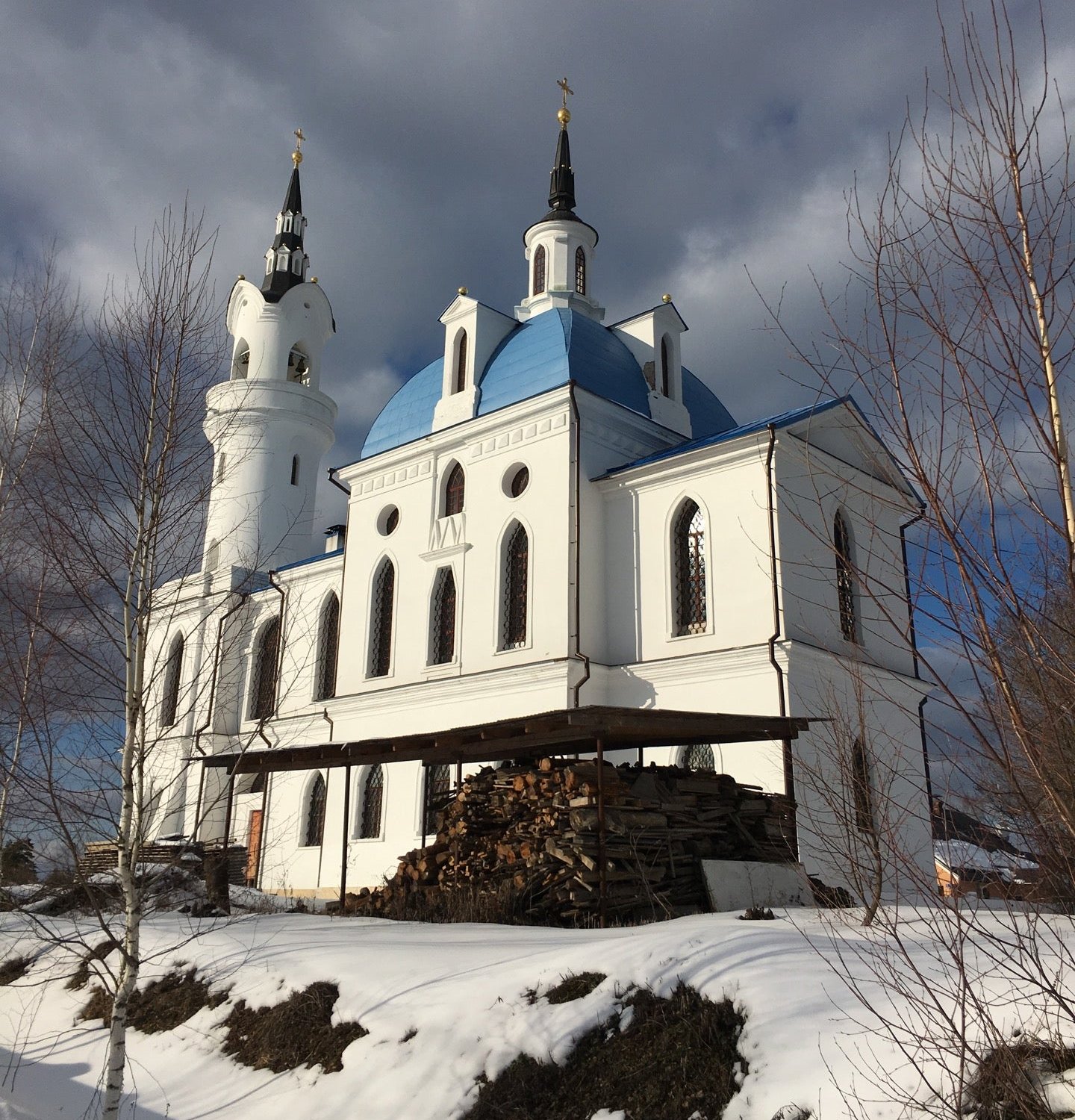 церковь михаила архангела москва