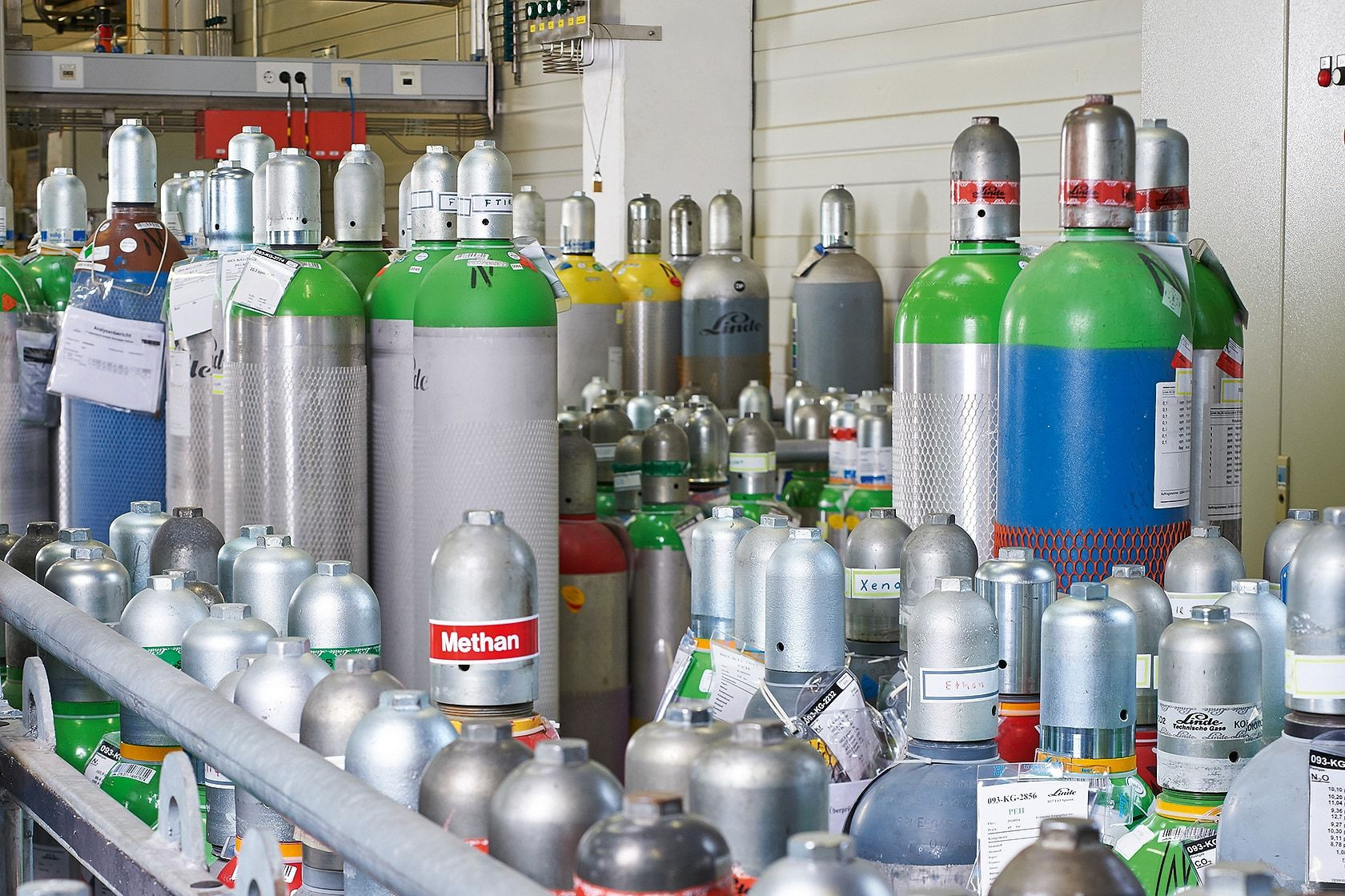 Газовый сызрань. Баллоны для технических газов. Технические ГАЗЫ В баллонах. Технические ГАЗЫ Белгород. Производство технических газов.
