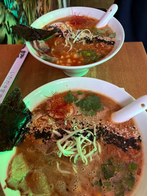 Хохрякова 21 рамен бар. Ramen Bar by Jo Wu, Екатеринбург. Jo Wu Ramen Bar Екатеринбург. Рамен бар ЕКБ.