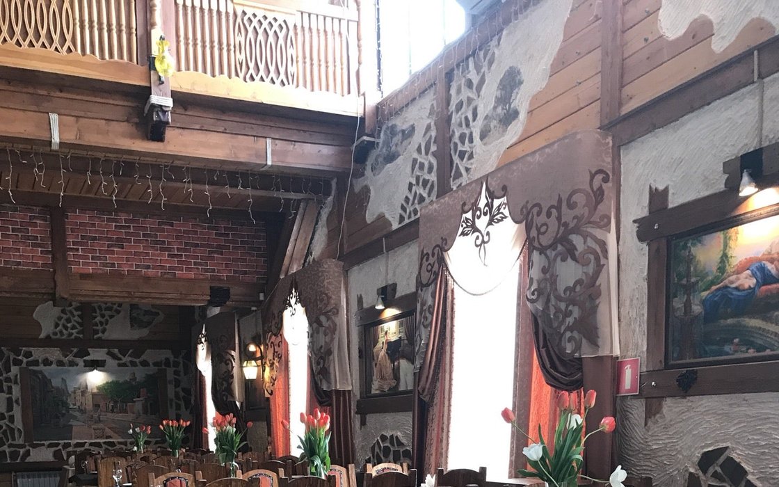 Бакинский дворик сыктывкар колхозная ул 49. Бакинский дворик ул. Бакинский дворик сыктывкар колхозная. Бакинский дворик ухта. Бакинский бульвар сыктывкар колхозная.