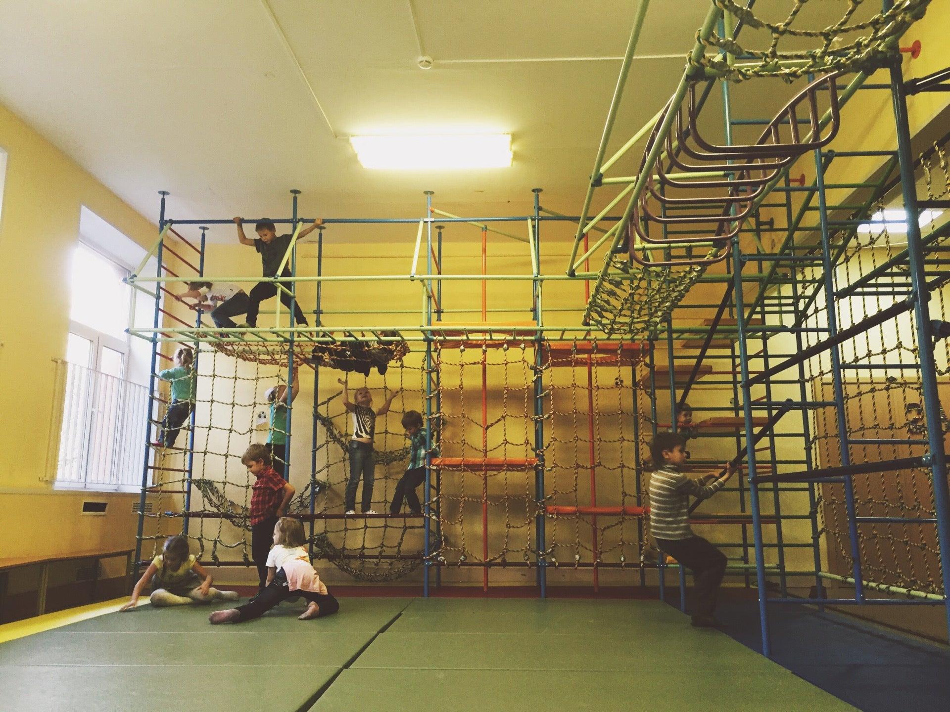 Школа №734 с дошкольным отделением на Сиреневом бульваре - отзывы, фото ...