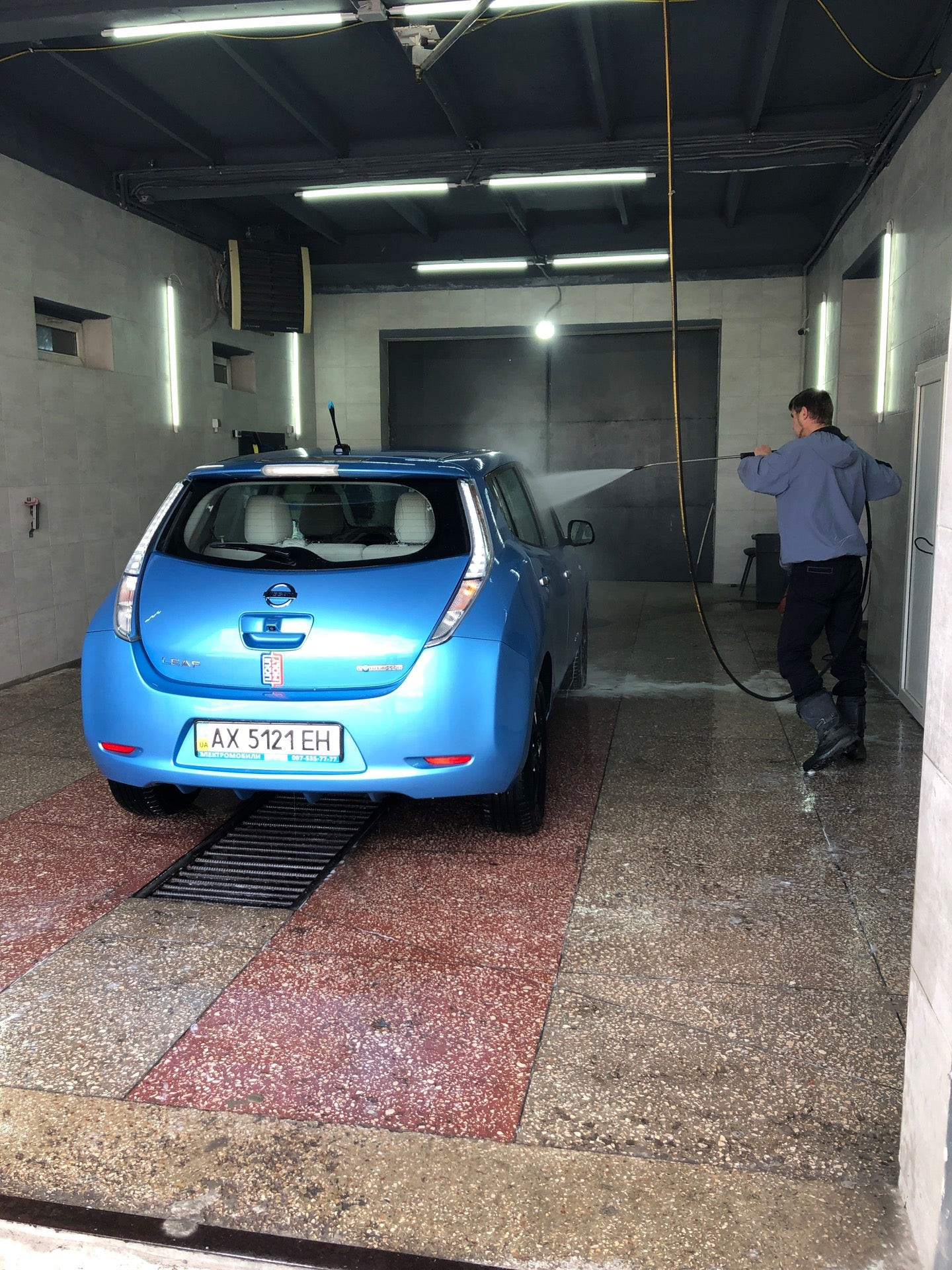 Автомойки самообслуживания в Харькове с адресами, отзывами и фото ...