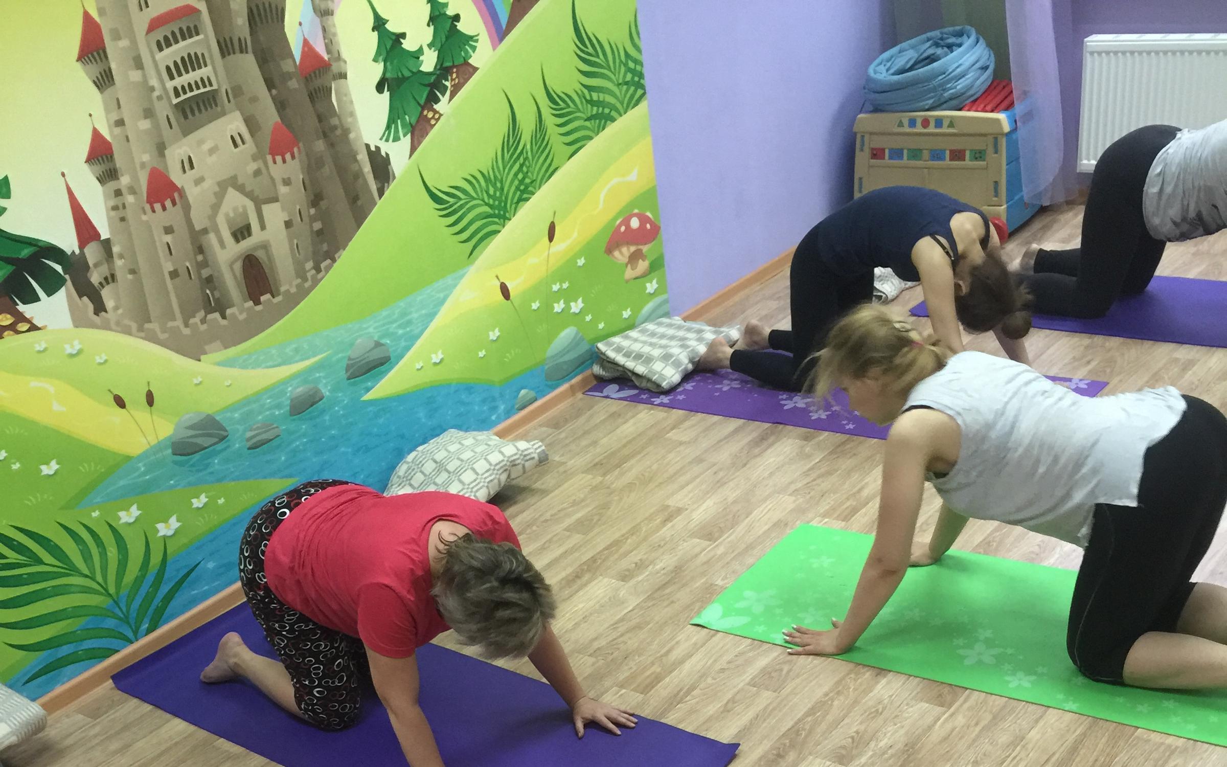 йога в гамаках новокосино