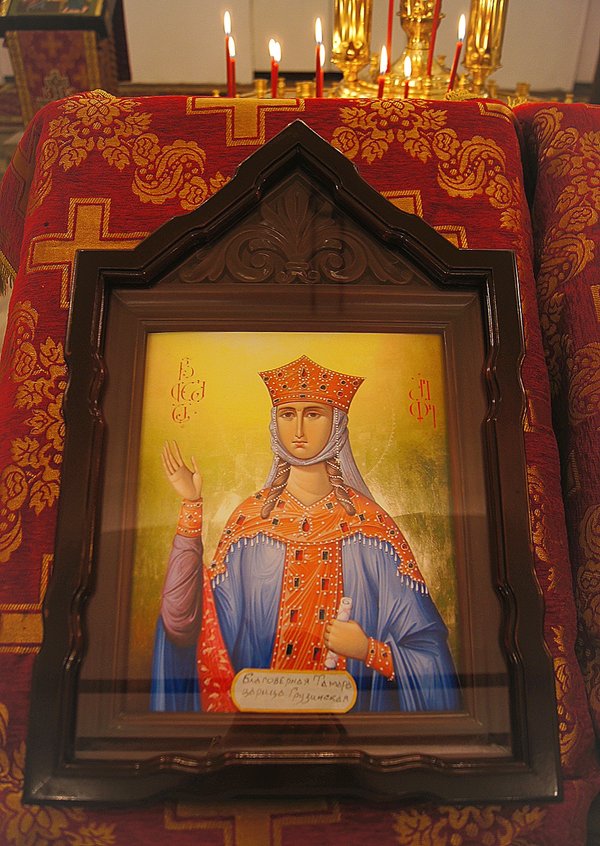 Храм царицы Тамары в Харькове